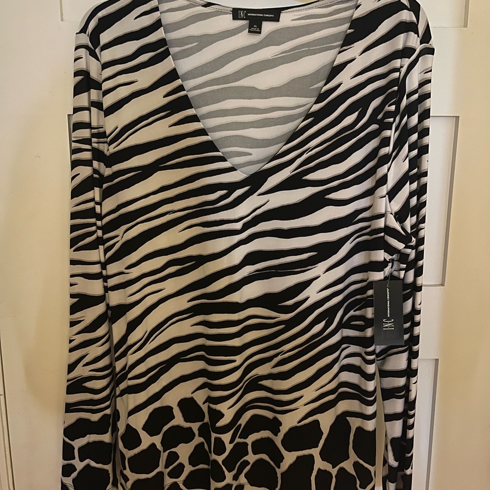 INC International Concepts Zebra Print Top XL, never worn.